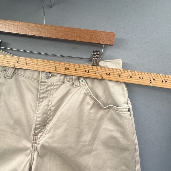 VTG Levis 910 Shorts 12 Beige Classic Fit USA 1998 Street Tan High Rise Preppy - Picture 11 of 15